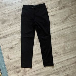 Frank & Oak Eleanor Slim Fit Flex Pant in Black size 6
